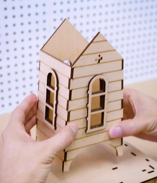 assemble house of windmill house model