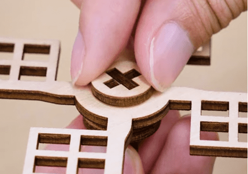assemble windmill of windmill house model (4)