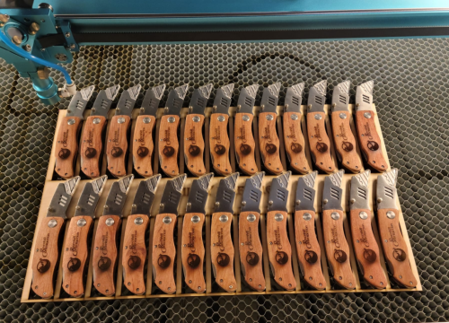 laser engraving hunting knife